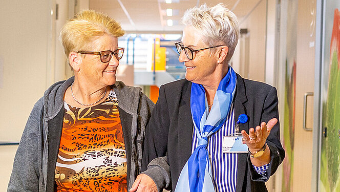 Patiënt met vrijwilliger | CWZ Nijmegen