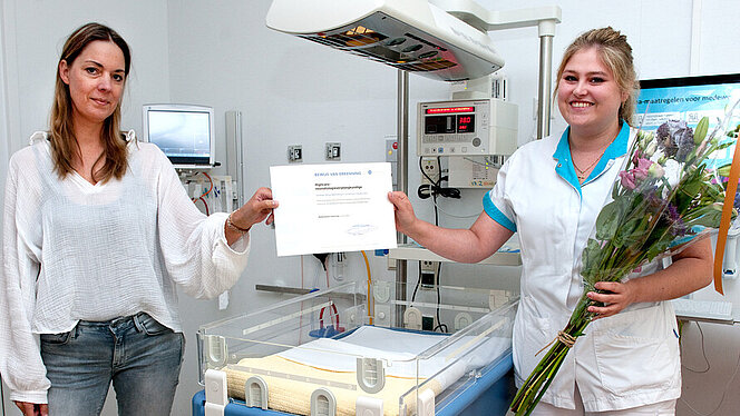 Kinderverpleegkundige krijgt CZO-diploma neonatologie | CWZ Nijmegen