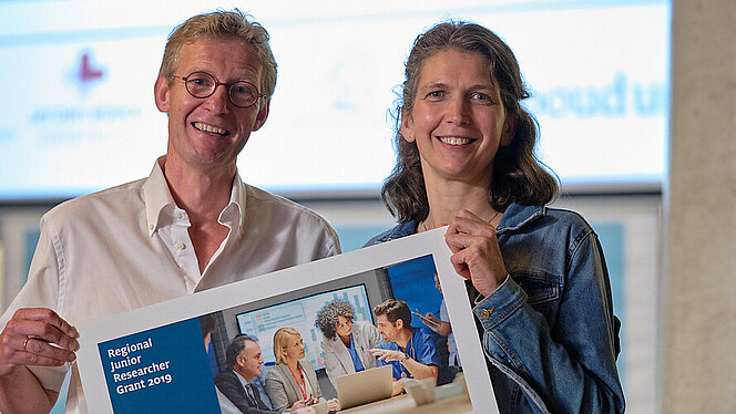 CWZ-anesthesioloog Marc Snoeck en neuroloog Nicol Voermans (Radboudumc) kregen de Regional junior researcher grant 2019 | CWZ Nijmegen
