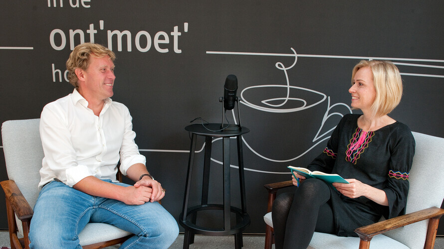 Opname podcast in paviljoen van CWZ