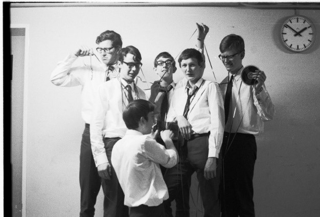 Jongens van de Radio omroep in 1965